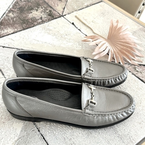 SAS Tripad Comfort Metro Womens Gray Leather Loafers Horse Bit Sz 9.5 S Narrow - Picture 13 of 14